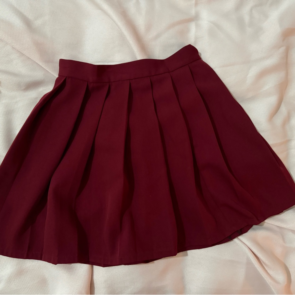 Maroon pleated skater skirt size S